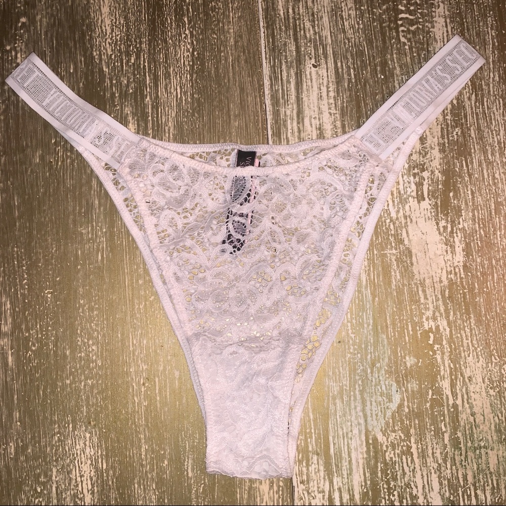Victorias Secret Very Sexy Cheeky Panty XL